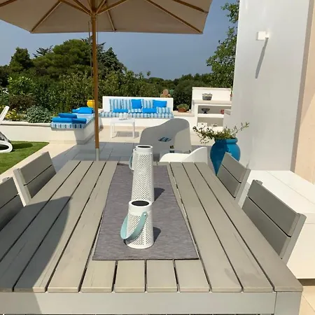 Holiday With Swimming Pool Holiday home Martina Franca